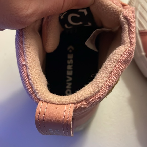 Pink Winter Converse Shoes Youth size 3 - Picture 5 of 10